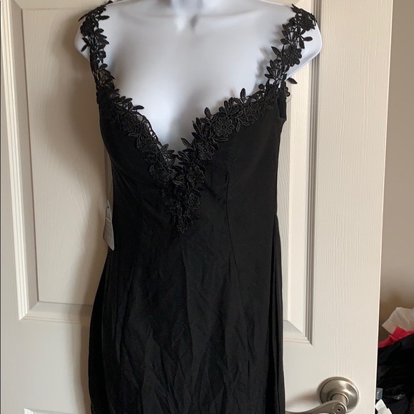 Black Rare London cocktail dress NWT size 8 - Picture 1 of 4
